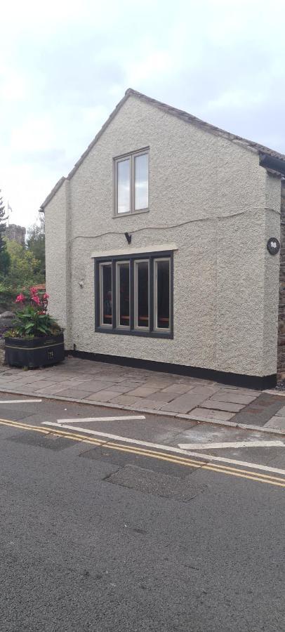 Charming 1-Bed Loft In Caerleon Apartment Newport  Exterior foto